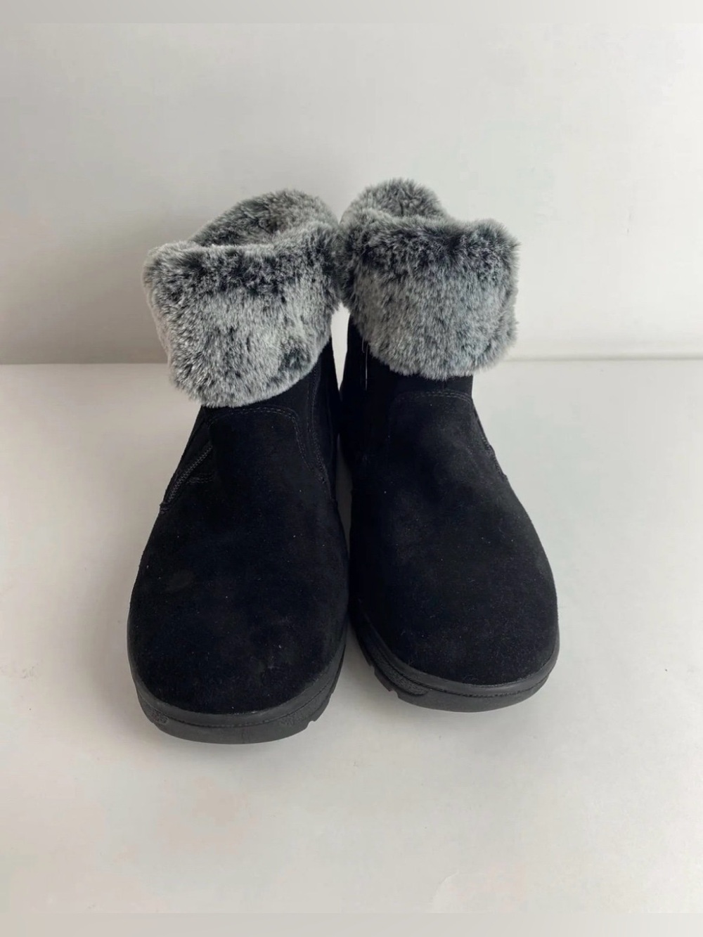 Khombu Jessica Womens Black Suede Ankle Boots Size 10M